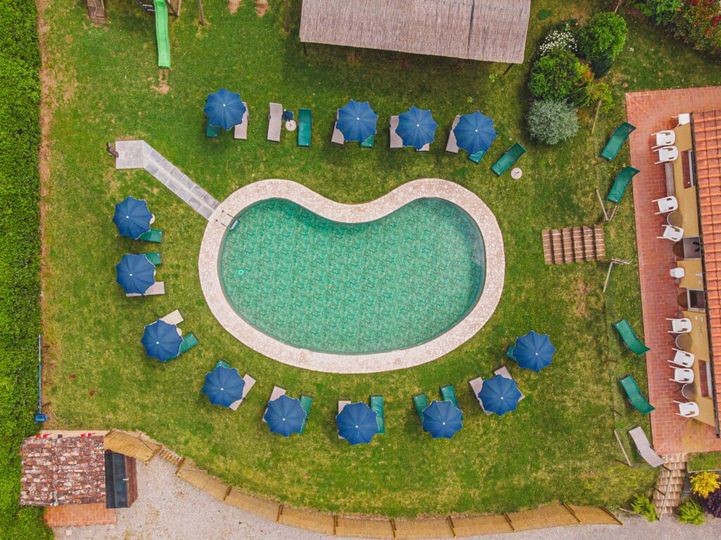 b9dbebb3-e044-4003-9851-8c693e907cce