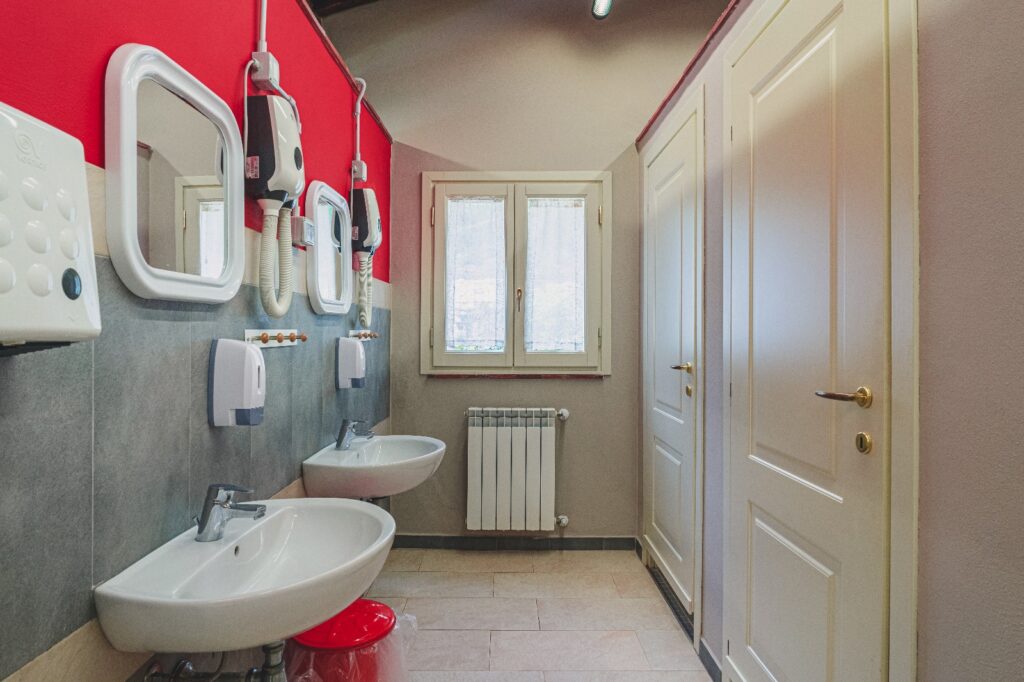 cc1d2683-0061-4ea0-91aa-5581e8e6a354